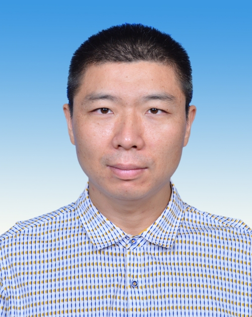 李明