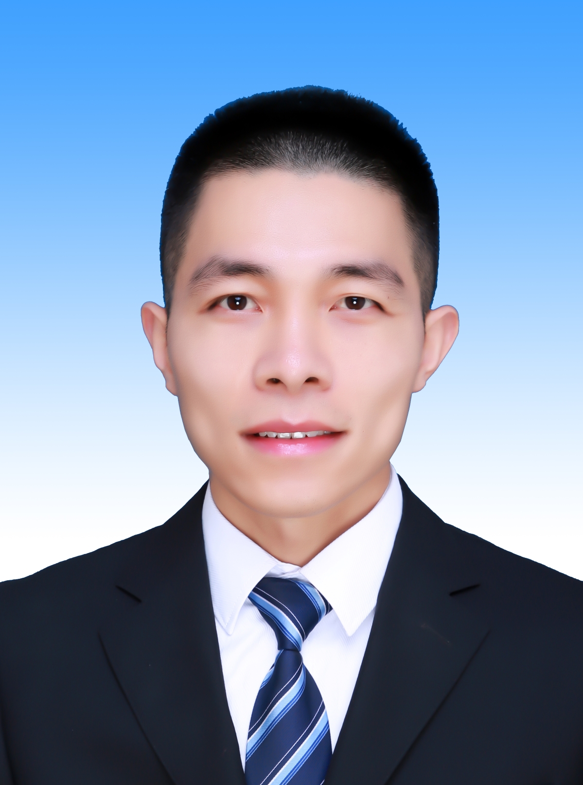 翁少雋